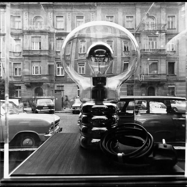 Lampe de table Bulb – Image 3